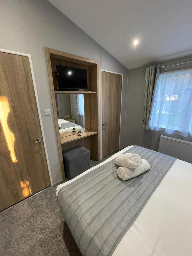 Beryl Lodge With Hot Tub York Ngoại thất bức ảnh