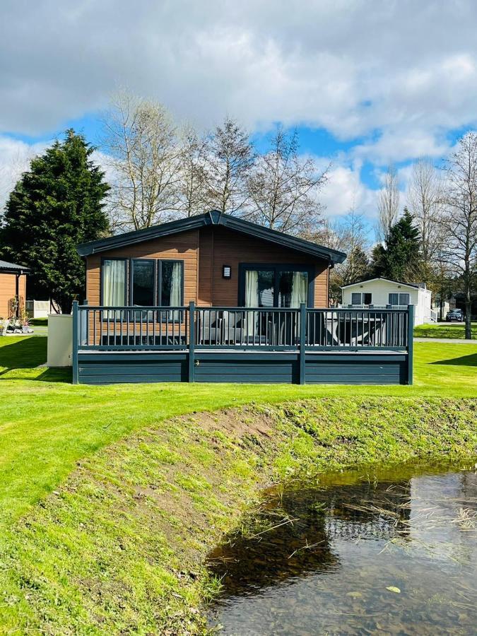 Beryl Lodge With Hot Tub York Ngoại thất bức ảnh